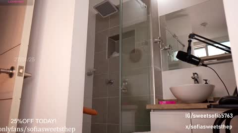 Snapshot of sweetsthep22 chatting on 27, 1, 2025 Sofia online show from 27, 1, 2025