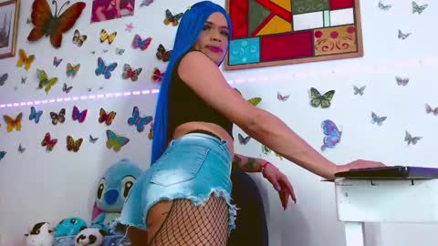 sweetsultrysiren online show from 20, 2, 2025