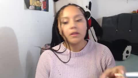 Snapshot of sweett_candy1 chatting on 17, 5, 2026 sweett_candy1 online show from 17, 5, 2026
