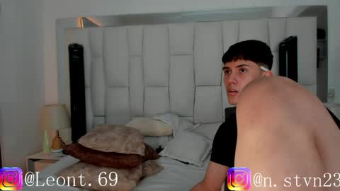 Snapshot of sweett_candy2 chatting on 17, 4, 2026 sweett_candy2 online show from 17, 4, 2026