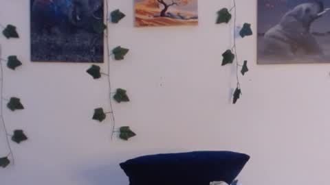 IG  valeen mo Vale   My schedule  Monday to Friday900 am - 300 pm  online show from 6, 2, 2025