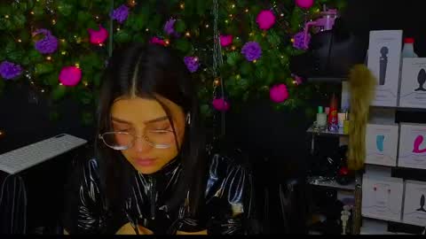 Molly -  INDEPENDENT MODEL online show from 23, 5, 2026