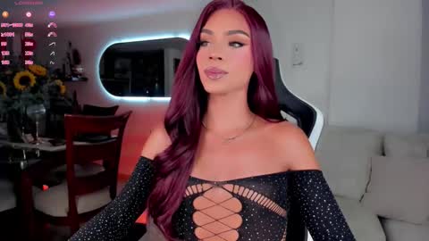 Snapshot of sweett_shinexx chatting on 10, 3, 2026 angel online show from 10, 3, 2026