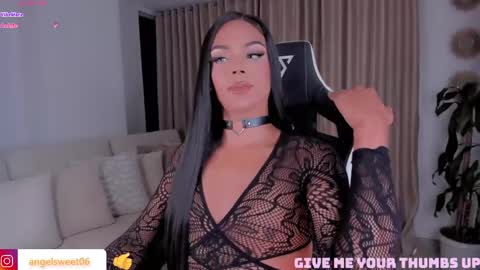 Snapshot of sweett_shinexx chatting on 16, 4, 2026 angel online show from 16, 4, 2026