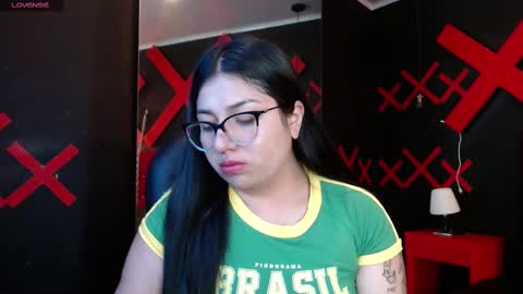 Snapshot of sweety_ashly chatting on 18, 1, 2025 Ashley 3 online show from 18, 1, 2025