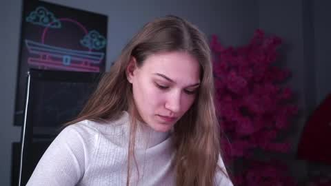 Snapshot of sweety_emilya chatting on 7, 4, 2026 Emily online show from 7, 4, 2026