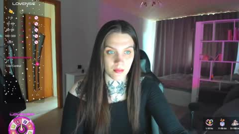 Snapshot of sweetyladiy chatting on 23, 4, 2026 Aiza online show from 23, 4, 2026