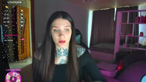 Snapshot of sweetyladiy chatting on 27, 4, 2026 Aiza online show from 27, 4, 2026