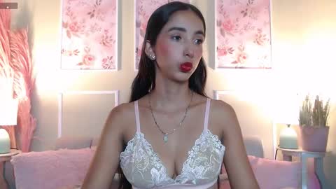 Snapshot of sweetylally chatting on 12, 1, 2026 LAURA online show from 12, 1, 2026