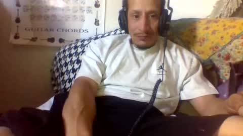 Snapshot of sweezybrown1 chatting on 11, 4, 2026 MR. SWEEZY online show from 11, 4, 2026