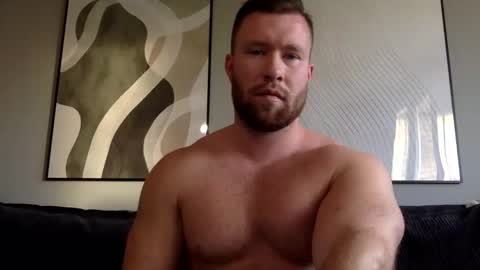 Snapshot of swekingxx chatting on 6, 11, 2025 swekingxx online show from 6, 11, 2025