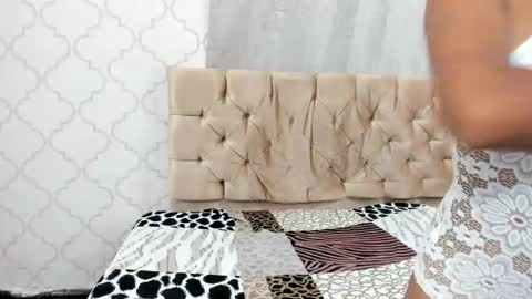 Snapshot of swett_mila_ chatting on 8, 11, 2025 swett_mila_ online show from 8, 11, 2025