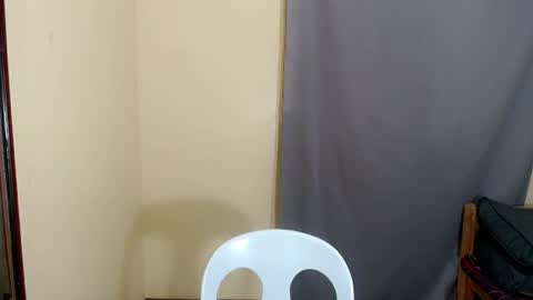 Snapshot of swetty_naughty chatting on 27, 6, 2026 Mae online show from 27, 6, 2026
