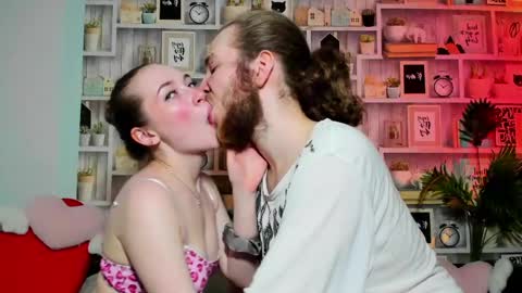 Snapshot of swiity_room_ chatting on 29, 3, 2026 Slavik Vikulik online show from 29, 3, 2026