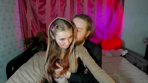 Snapshot of swiity_room_ chatting on 21, 4, 2026 Slavik Vikulik online show from 21, 4, 2026