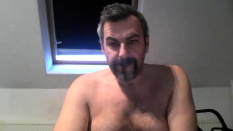 Snapshot of swinger_men_austria chatting on 9, 2, 2026 swinger_men_austria online show from 9, 2, 2026
