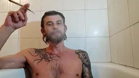 swiss fuucker 86 online show from 14, 9, 2025