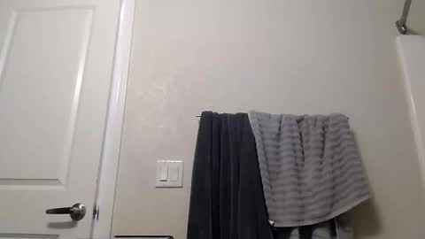 swollenhelmenthead online show from 28, 12, 2024