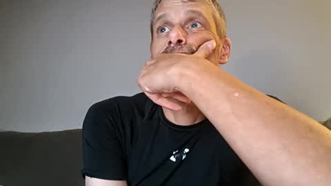 swontguy2025 online show from 13, 9, 2025