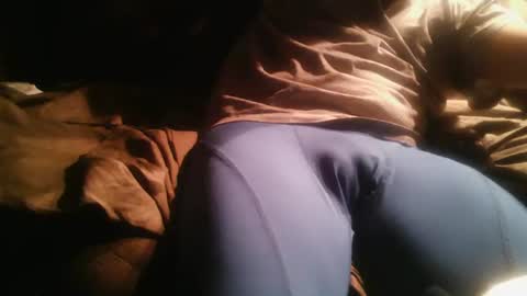 Snapshot of swontguy2025 chatting on 22, 4, 2026 swontguy2025 online show from 22, 4, 2026