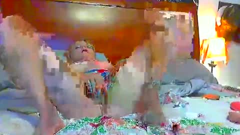 Snapshot of swt_petite_jen1 chatting on 4, 6, 2026 swt_petite_jen1 online show from 4, 6, 2026