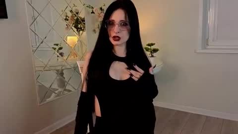 Snapshot of sybleyo chatting on 17, 10, 2025 Sophie online show from 17, 10, 2025