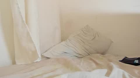 Snapshot of syd_achmed chatting on 28, 10, 2025 Greg online show from 28, 10, 2025