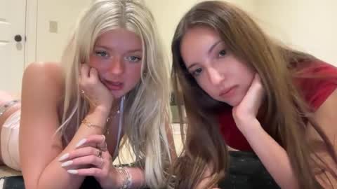 Snapshot of sydneyadkisson chatting on 15, 7, 2026 syd 3 online show from 15, 7, 2026