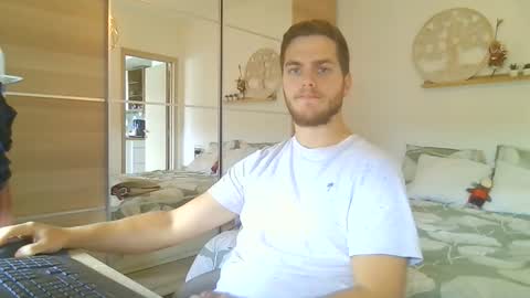 syl092 online show from 20, 10, 2025