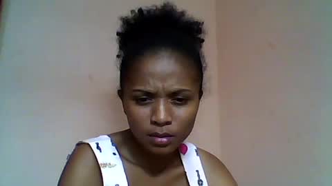 Snapshot of sylvaniah01 chatting on 27, 5, 2026 sylvaniah01 online show from 27, 5, 2026