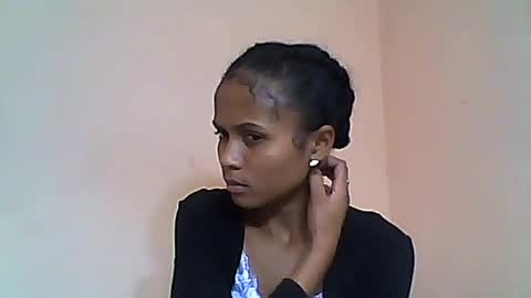 Snapshot of sylvaniah01 chatting on 12, 6, 2026 sylvaniah01 online show from 12, 6, 2026