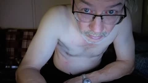 Snapshot of szaszinno6669068 chatting on 20, 10, 2025 szaszinno6669068 online show from 20, 10, 2025