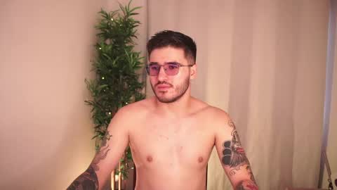 Snapshot of t0ny_wylie chatting on 31, 5, 2026 t0ny_wylie online show from 31, 5, 2026