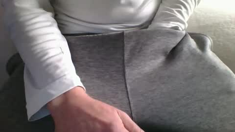 Snapshot of t8xxx3 chatting on 7, 3, 2025 t8xxx3 online show from 7, 3, 2025