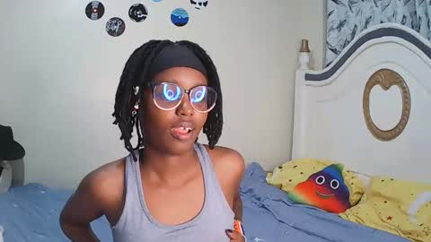 Snapshot of t_okyo chatting on 30, 10, 2025 TOKYO online show from 30, 10, 2025