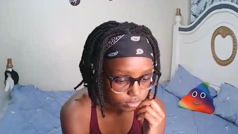 Snapshot of t_okyo chatting on 19, 11, 2025 TOKYO online show from 19, 11, 2025