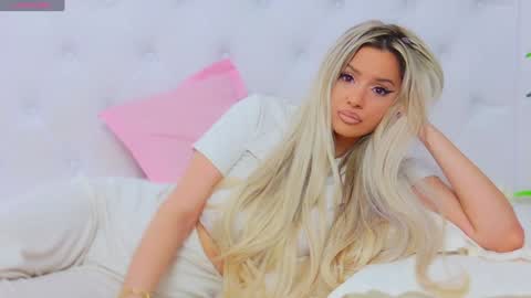 Snapshot of taahiraarabian chatting on 29, 1, 2025 Arianna online show from 29, 1, 2025