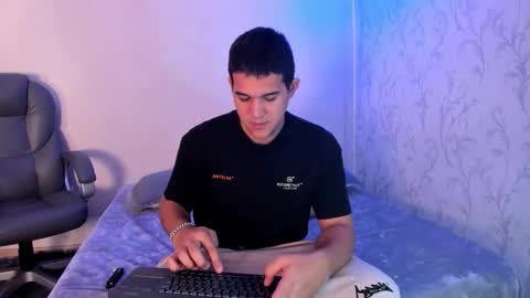 tadeo_vega online show from 4, 2, 2026