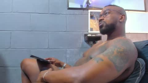 Tafari Zulu online show from 18, 10, 2025