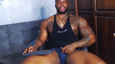 Snapshot of tairontucke chatting on 3, 12, 2024 Tairon Tucke online show from 3, 12, 2024