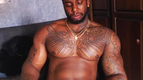 Snapshot of tairontucke chatting on 18, 12, 2024 Tairon Tucke online show from 18, 12, 2024