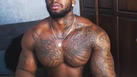 Snapshot of tairontucke chatting on 19, 12, 2024 Tairon Tucke online show from 19, 12, 2024