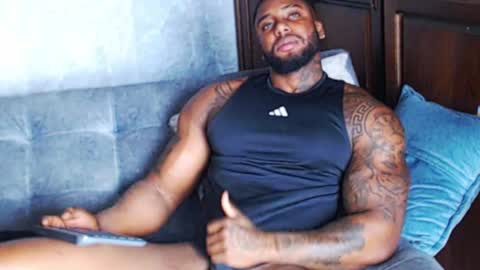 Snapshot of tairontucke chatting on 24, 12, 2024 Tairon Tucke online show from 24, 12, 2024