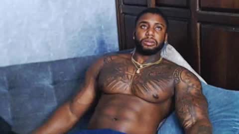 Snapshot of tairontucke chatting on 28, 12, 2024 Tairon Tucke online show from 28, 12, 2024