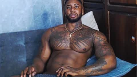 Snapshot of tairontucke chatting on 28, 12, 2024 Tairon Tucke online show from 28, 12, 2024