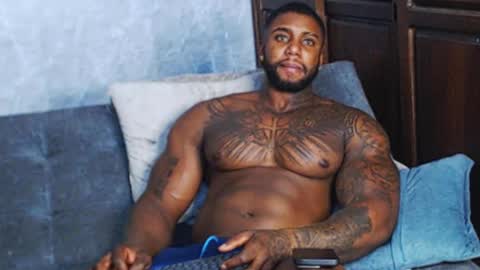 Snapshot of tairontucke chatting on 30, 12, 2024 Tairon Tucke online show from 30, 12, 2024