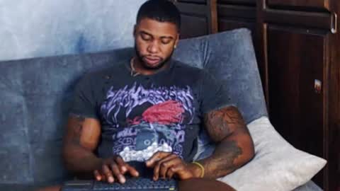 Snapshot of tairontucke chatting on 12, 1, 2025 Tairon Tucke online show from 12, 1, 2025