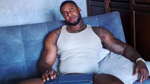 Snapshot of tairontucke chatting on 13, 1, 2025 Tairon Tucke online show from 13, 1, 2025