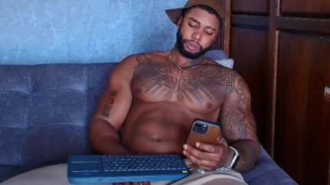 Snapshot of tairontucke chatting on 9, 2, 2025 Tairon Tucke online show from 9, 2, 2025