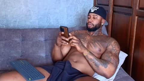 Snapshot of tairontucke chatting on 20, 2, 2025 Tairon Tucke online show from 20, 2, 2025